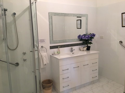 Armadale Cottage Bed & Breakfast - Accommodation Main Beach 25