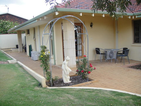Armadale Cottage Bed & Breakfast - Accommodation Main Beach 35