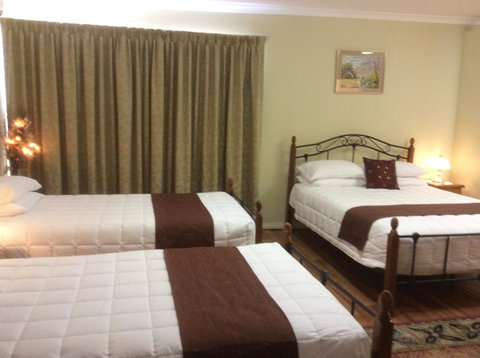 Armadale Cottage Bed & Breakfast - Accommodation Main Beach 9