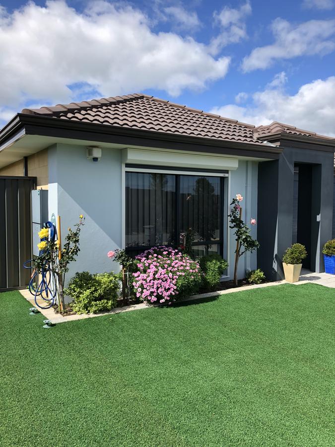 Leda WA Accommodation Main Beach