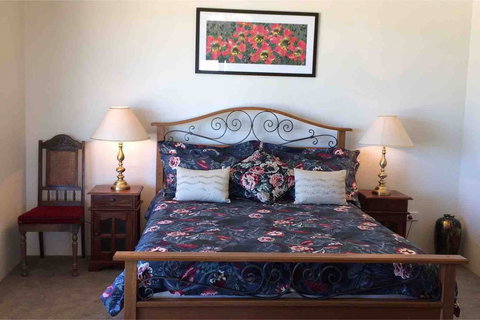 Ocean View Homestead - Accommodation Main Beach 0
