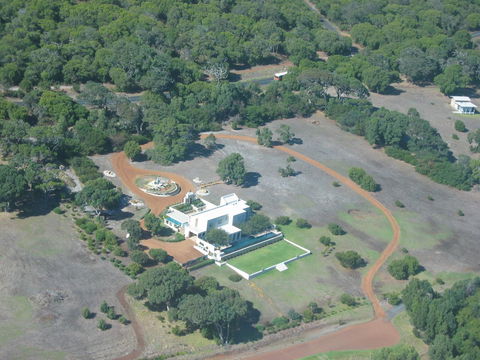 The Princess House - Accommodation Main Beach 14