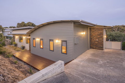 12/26 Yallingup Beach Road - Accommodation Main Beach 1