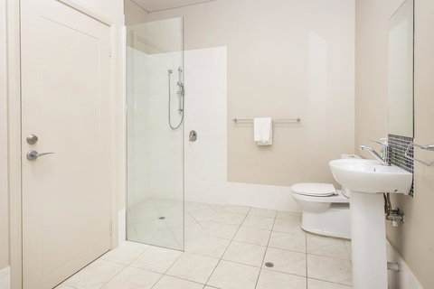 12/26 Yallingup Beach Road - Accommodation Main Beach 11