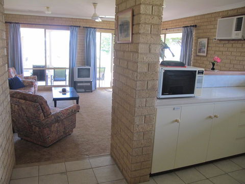 Kalbarri Riverfront Unit - Accommodation Main Beach 15