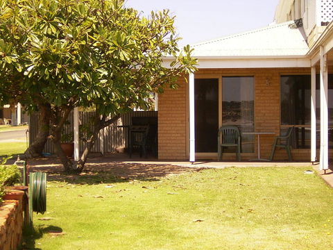 Kalbarri Riverfront Unit - Accommodation Main Beach 14