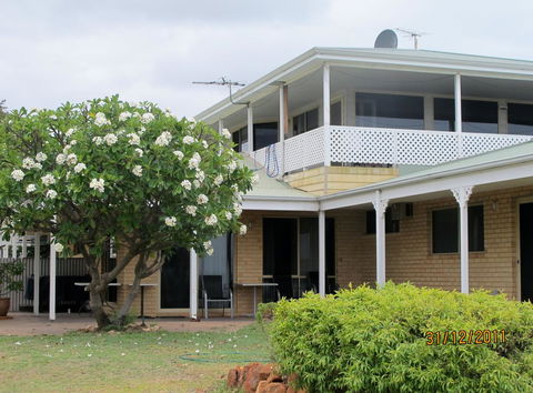 Kalbarri Riverfront Unit - Accommodation Main Beach 2