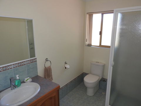 The Royal Dolphin Bed & Breakfast Safety Bay - Accommodation Main Beach 8