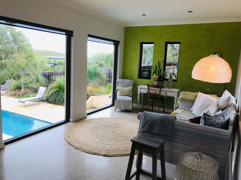 Rockpool - Accommodation Main Beach 14