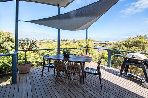 Rockpool - Accommodation Main Beach 30