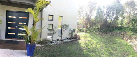 Rockpool - Accommodation Main Beach 2