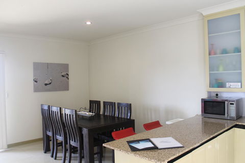 Seas The Day - Jurien Bay - Accommodation Main Beach 2