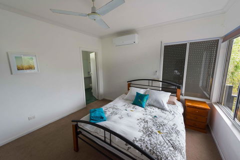 Peppy Beach Ocean Views - Accommodation Main Beach 1