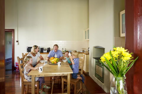 Fremantle Colonial Cottages - Accommodation Main Beach 16