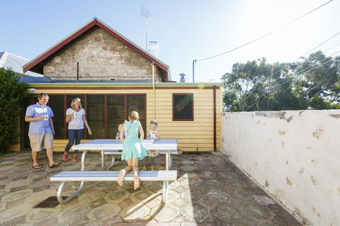 Fremantle Colonial Cottages - Accommodation Main Beach 17