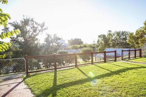 Fremantle Colonial Cottages - Accommodation Main Beach 12