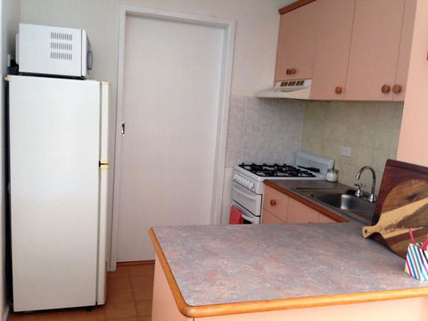 Lemon Tree Lodge - Accommodation Main Beach 2