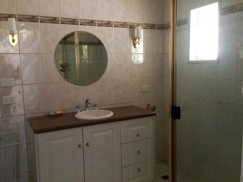 Lemon Tree Lodge - Accommodation Main Beach 10