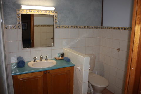Apartments At Blue Seas Resort - Accommodation Main Beach 7