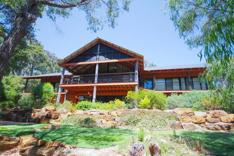 Arum - Close To The Margaret River - Accommodation Main Beach 18