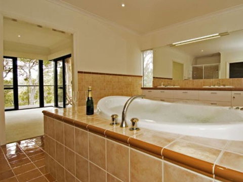 Arum - Close To The Margaret River - Accommodation Main Beach 6