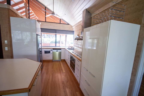 Arum - Close To The Margaret River - Accommodation Main Beach 8