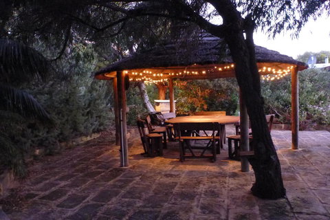 Moore River Cottage - Accommodation Main Beach 1