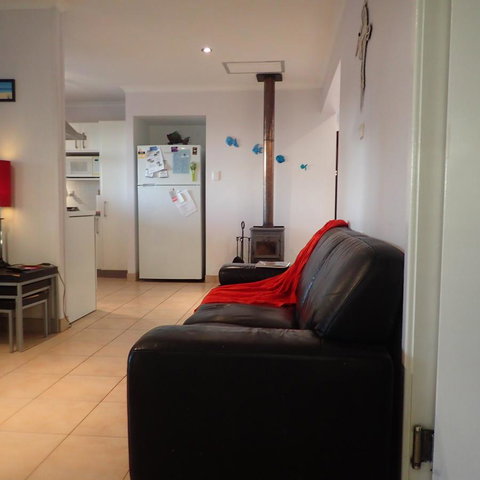 Moore River Cottage - Accommodation Main Beach 6