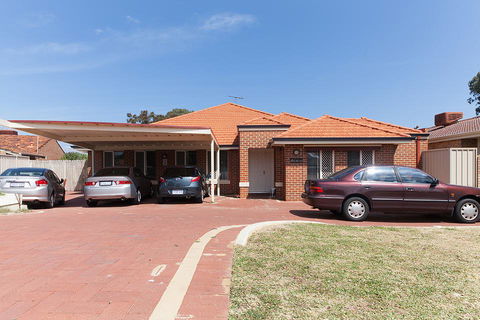 Arcadian Bed & Breakfast - Accommodation Main Beach 18