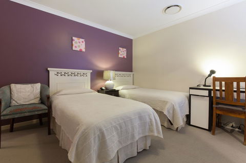 Arcadian Bed & Breakfast - Accommodation Main Beach 33