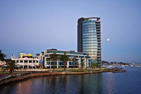 Mt Pleasant Apartment - Accommodation Main Beach 18
