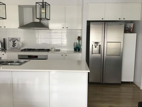 Be Wowed By Bayou - Busselton - Accommodation Main Beach 1