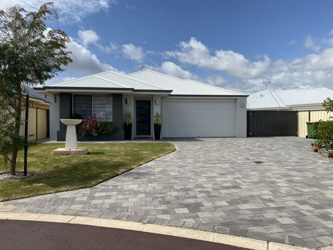 Be Wowed By Bayou - Busselton - Accommodation Main Beach 0