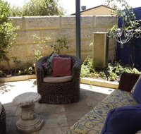 Relax bright  airy garden Villa - Accommodation Main Beach