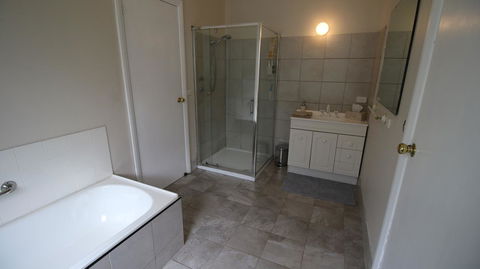 Daisy Cottage - Accommodation Main Beach 19