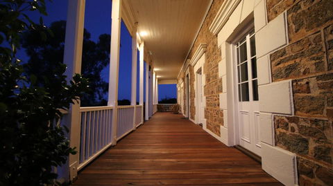 Daisy Cottage - Accommodation Main Beach 15