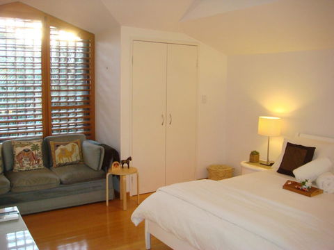 Fremantle Beach Studio - Accommodation Main Beach 10