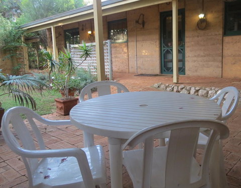 Bentwood Olive Grove Accommodation - Accommodation Main Beach 18