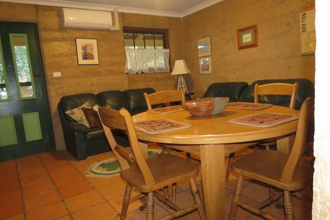 Bentwood Olive Grove Accommodation - Accommodation Main Beach 14