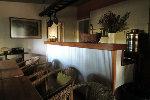 Bentwood Olive Grove Accommodation - Accommodation Main Beach 8