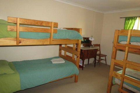 Bentwood Olive Grove Accommodation - Accommodation Main Beach 15