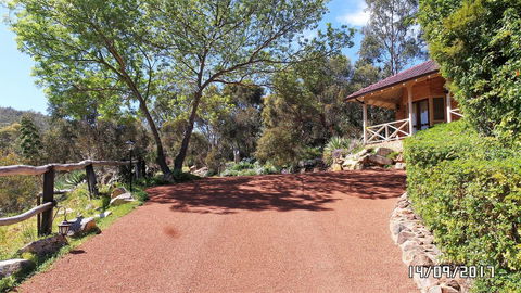 Eleebana Guest House - Accommodation Main Beach 15
