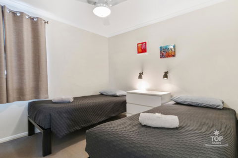 Jurien Bay Tourist Park - Accommodation Main Beach 7