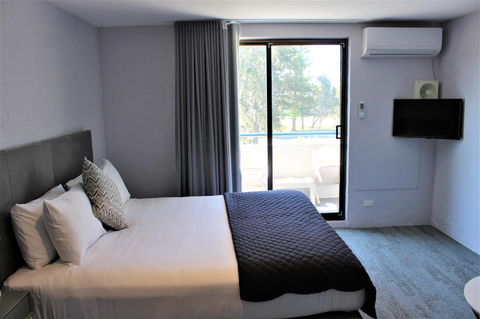 Atrium Hotel Mandurah - Accommodation Main Beach 7