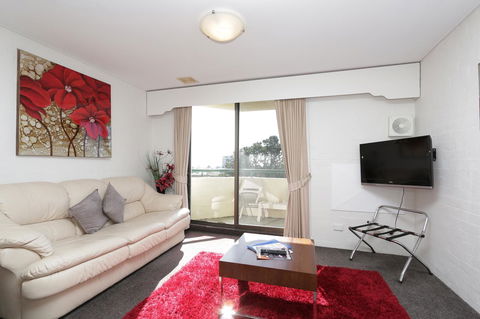 Atrium Hotel Mandurah - Accommodation Main Beach 42