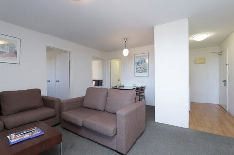 Atrium Hotel Mandurah - Accommodation Main Beach 41