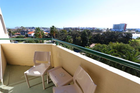 Atrium Hotel Mandurah - Accommodation Main Beach 19