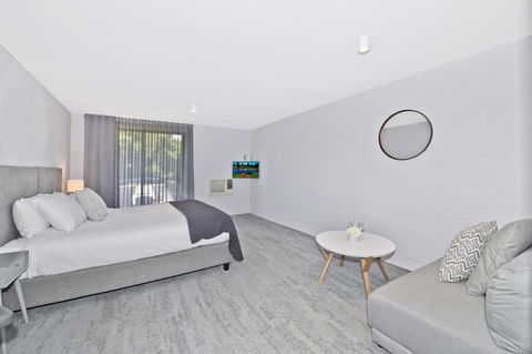 Atrium Hotel Mandurah - Accommodation Main Beach 14