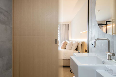 Quay Perth - Accommodation Main Beach 23