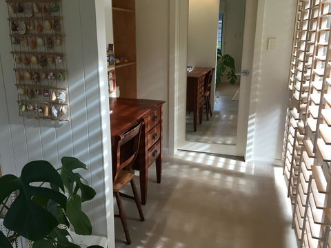 DESIGNER'S STUDIO - Accommodation Main Beach 10